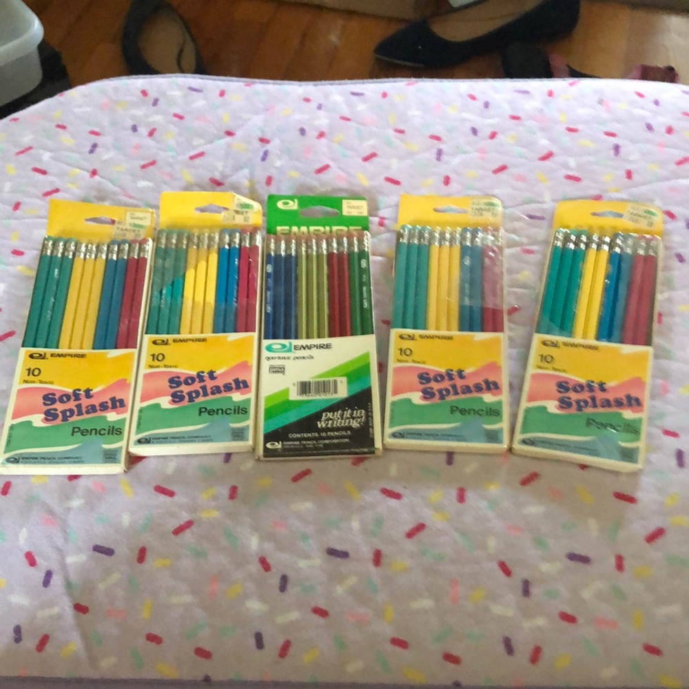 BACK TO SCHOOL 5 packs of vintage empire pencils